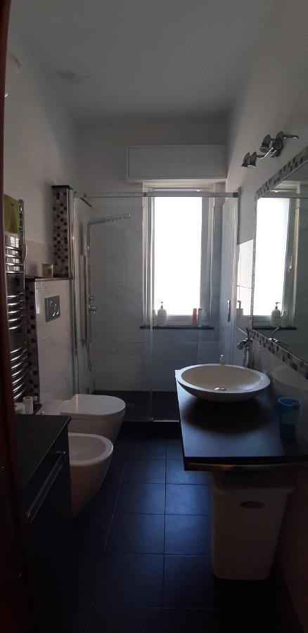 Appartamento Grazioso, Molto Tranquillo! Génova Exterior foto